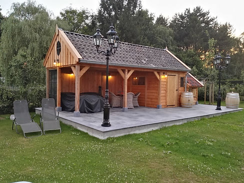 houten-tuinhuis-met-tuinkamer.jpg