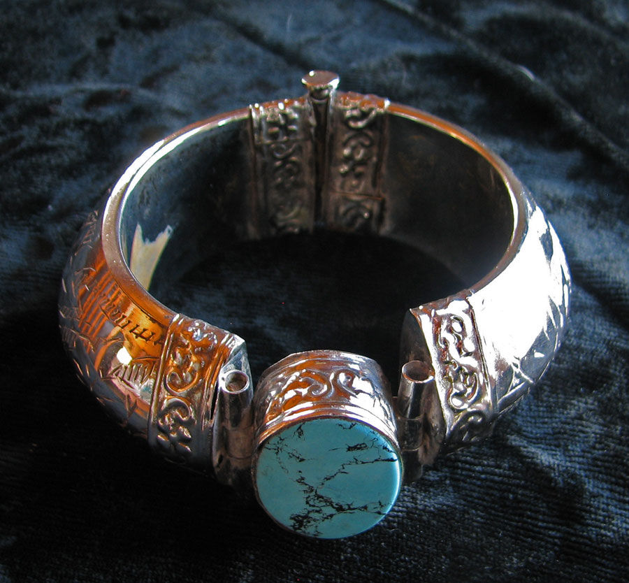 Thumbnail: Antique Tibetan Turquoise Bracelet
