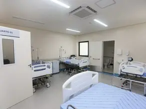 Jerônimo inaugura 90 leitos no Hospital Regional e novas sedes da Polícia Civil, em Irecê