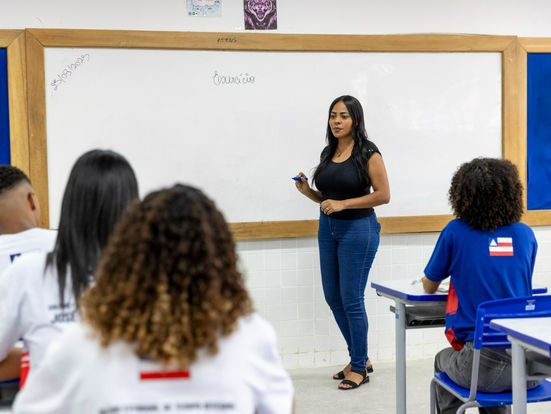 Estudantes da rede estadual baiana terão inscrição automática no ENEM a partir de nova portaria do MEC