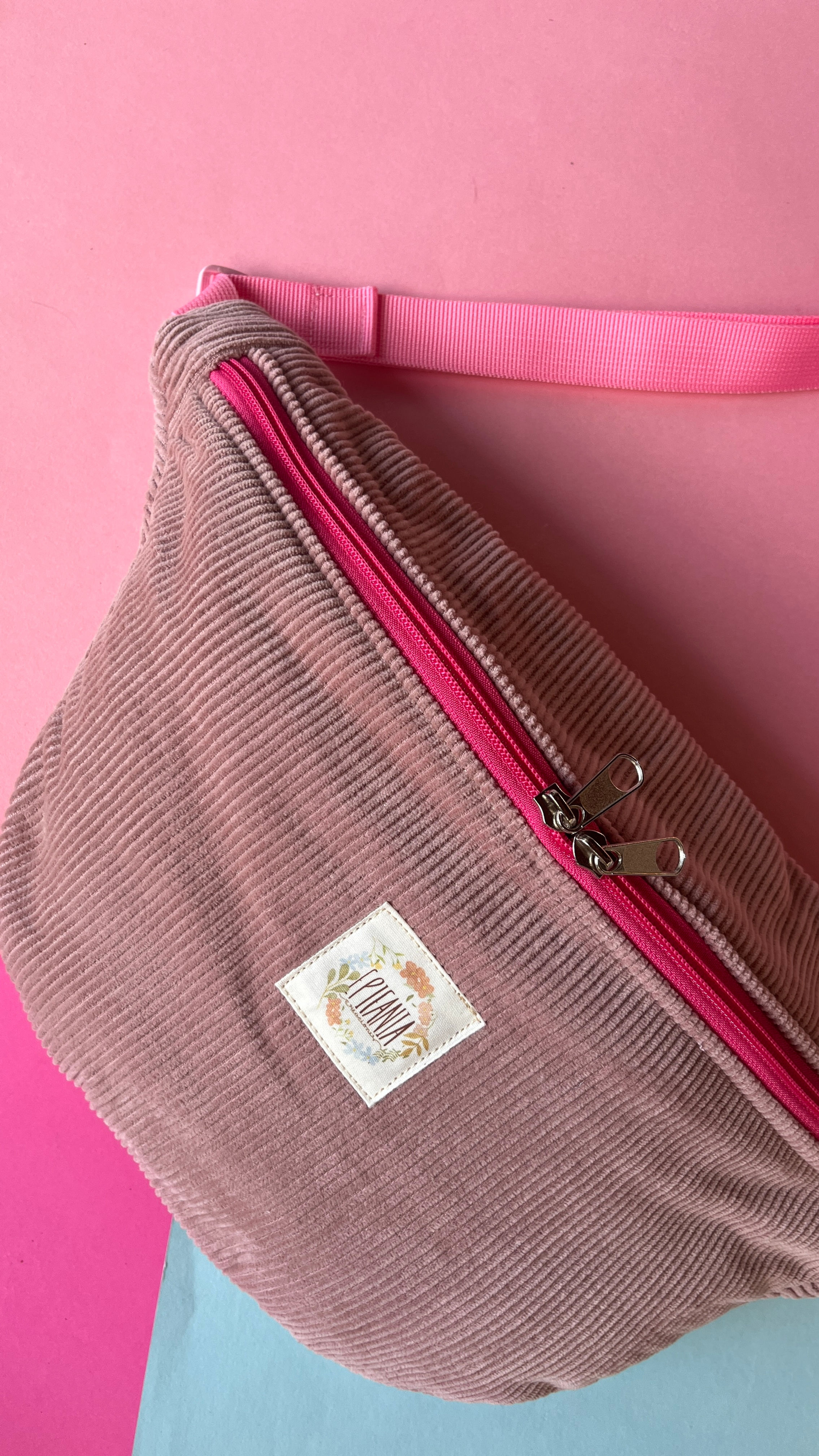 Maxi Banano - cotelé rosa