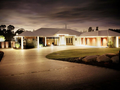 Bespoke New Modern Home featuring a north-east oriented pool integrated into a high-volume floor plan for passive climate control and acoustic privacy.