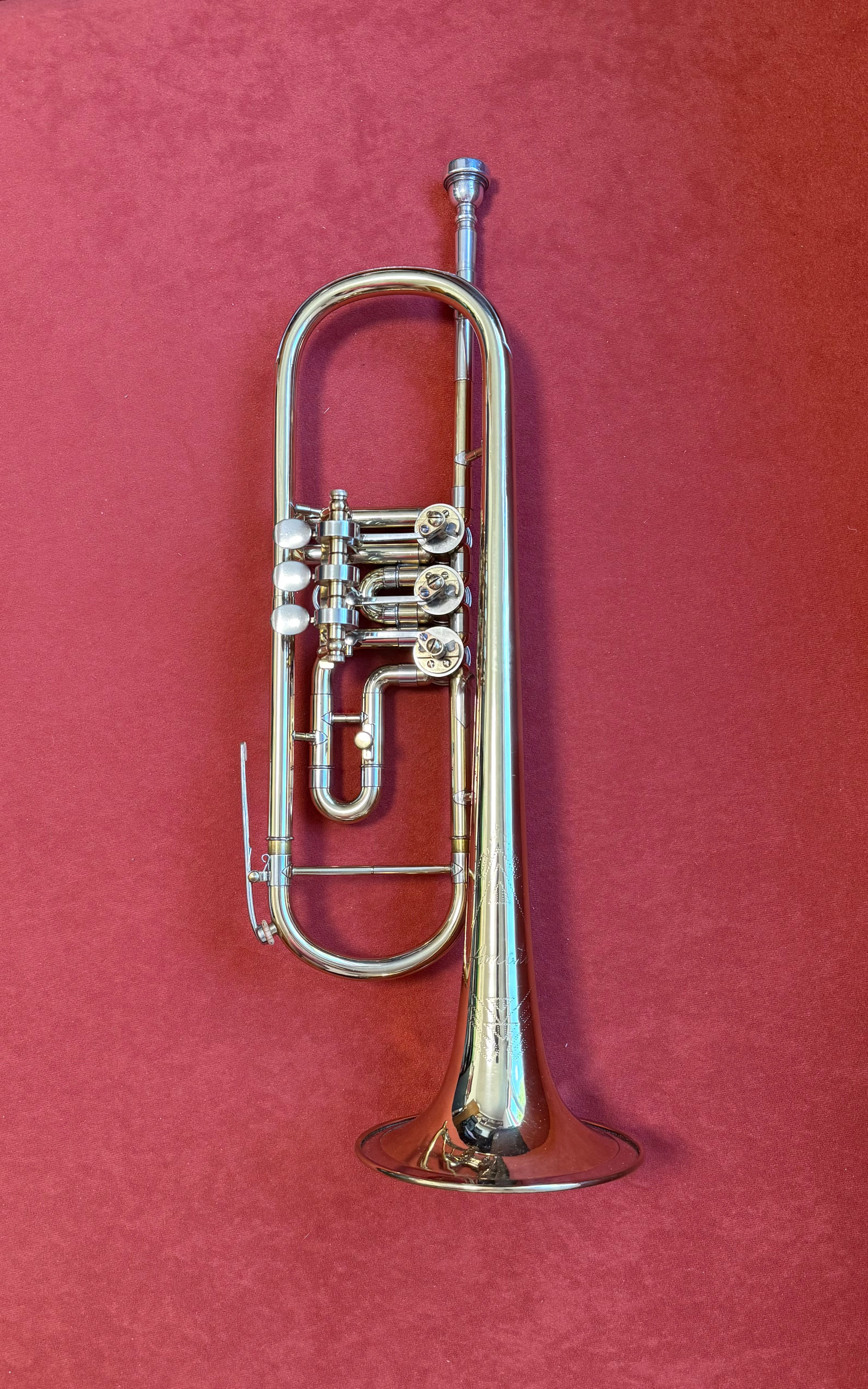 Amati Trompeta cu ventil