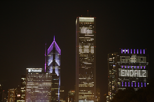 Chicago skyline illuminated purple for Alzheimer’s and Brain Awareness Month