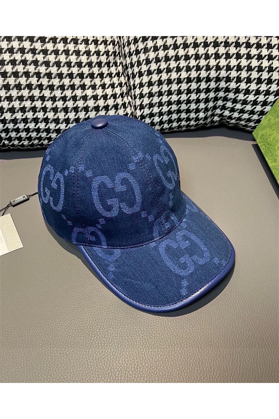 Thumbnail: 111373 | men-accessoires-hats