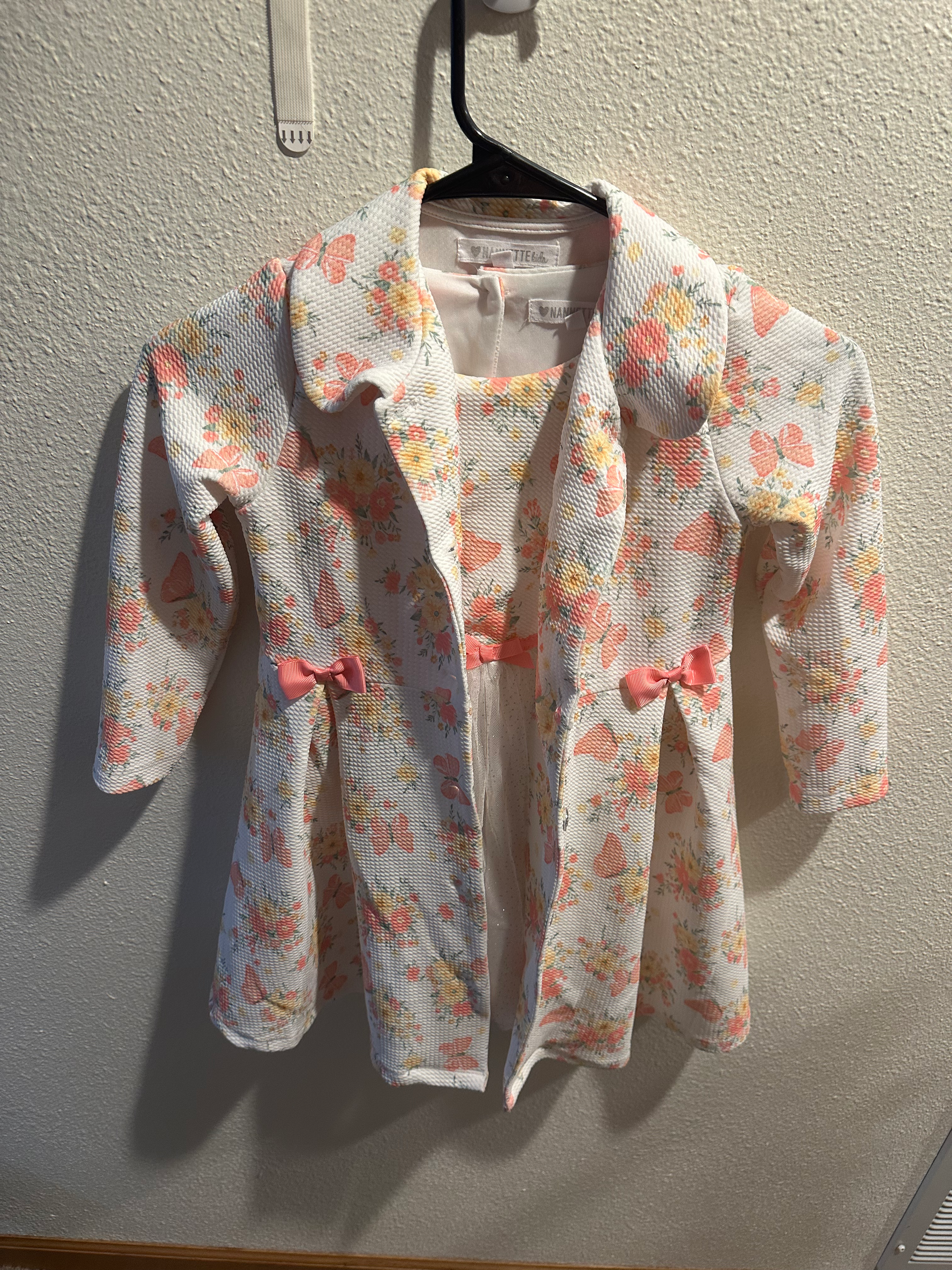 Girls 5T 2 Piece Dress set 