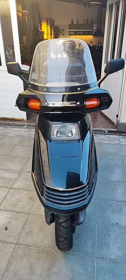 1987 Honda Elite 250
