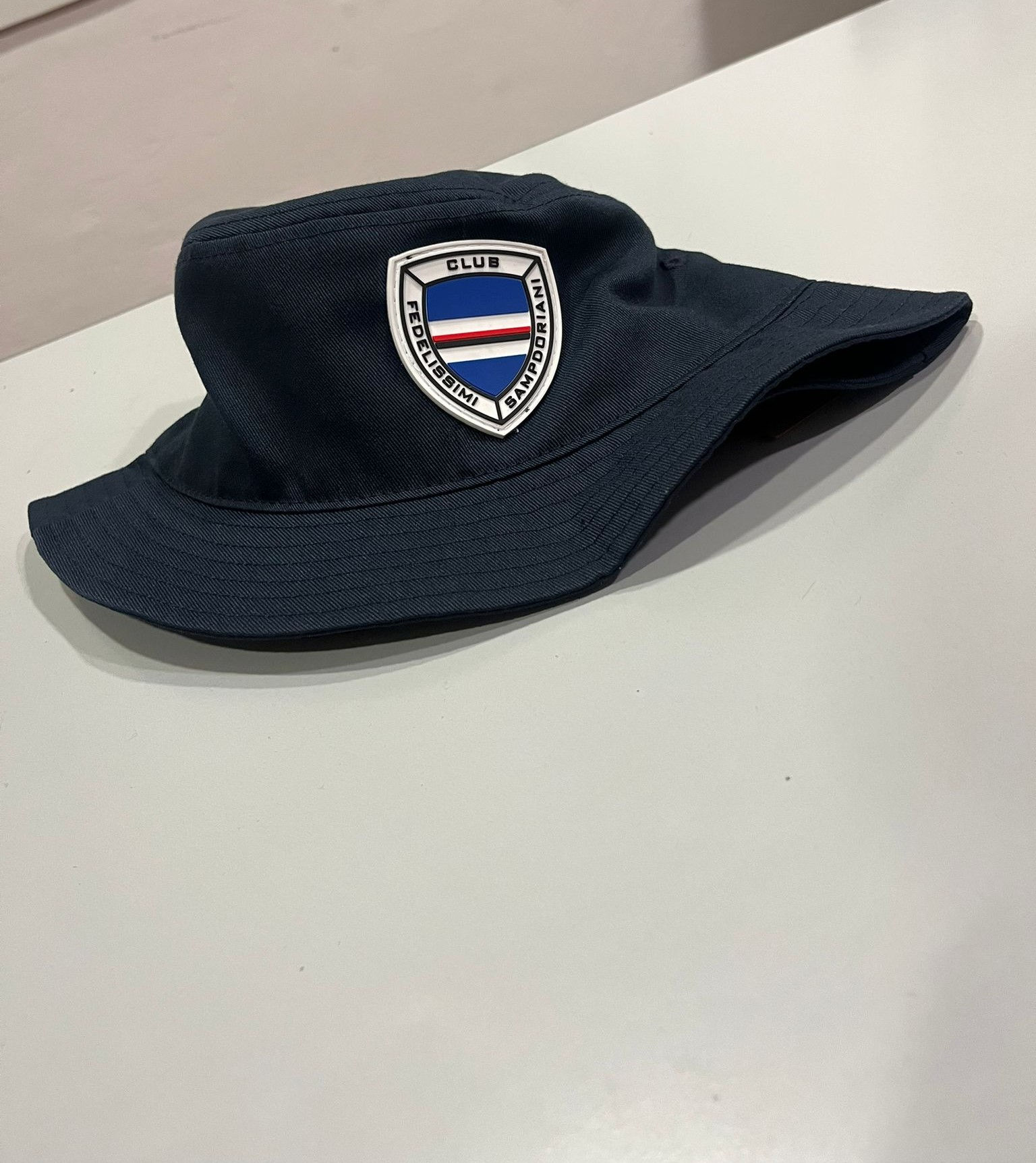 Cappellino pescatore