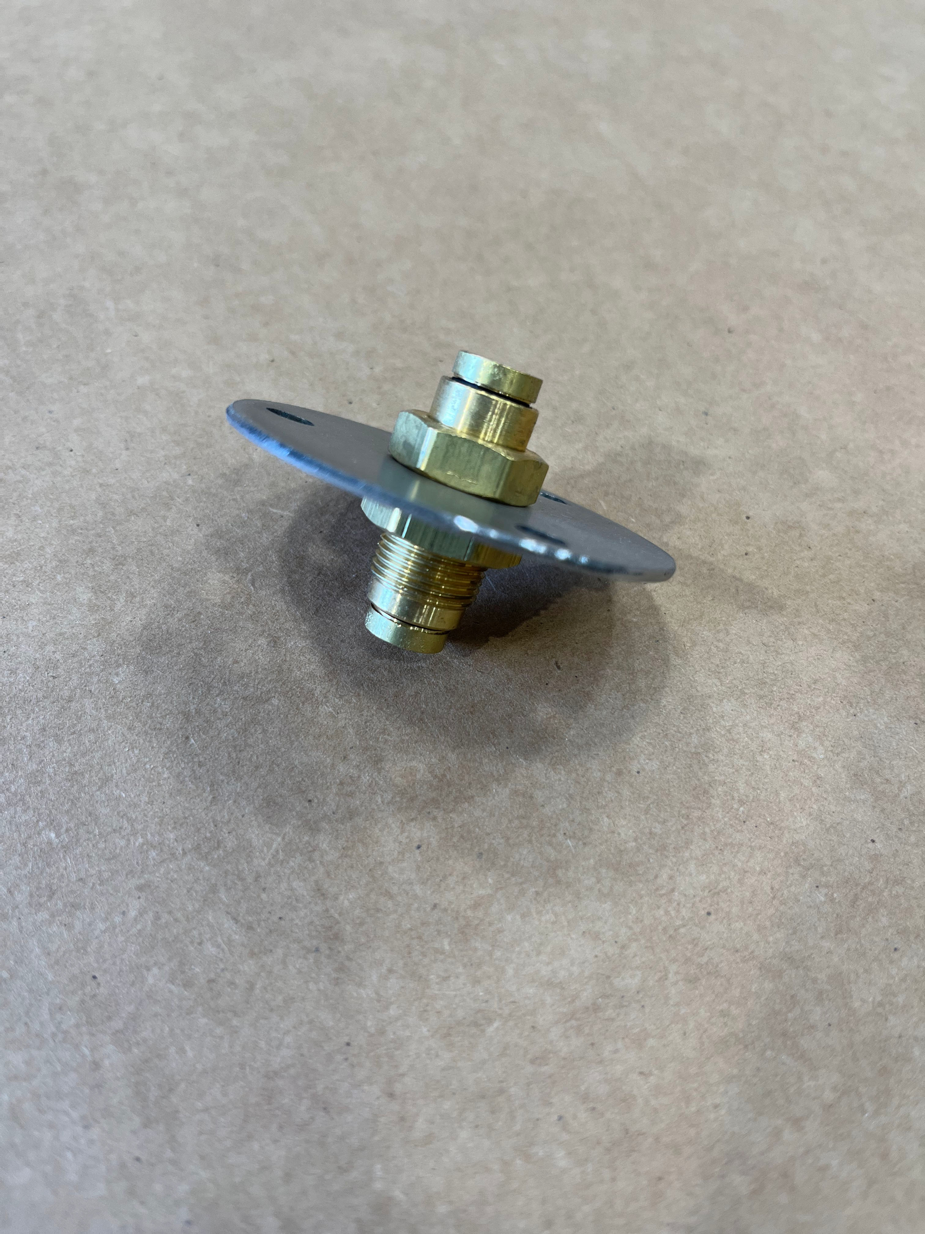 Air line safety fitting