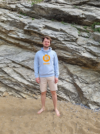 sweat-bleu-h_bitcoinorange.jpg