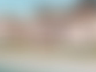 Beheizter Pool im The Hideaway Madeira Boutique Resort mit Meerblick, loungigen Liegen und Boho-Details – ideal für entspannten Familienurlaub auf Madeira.