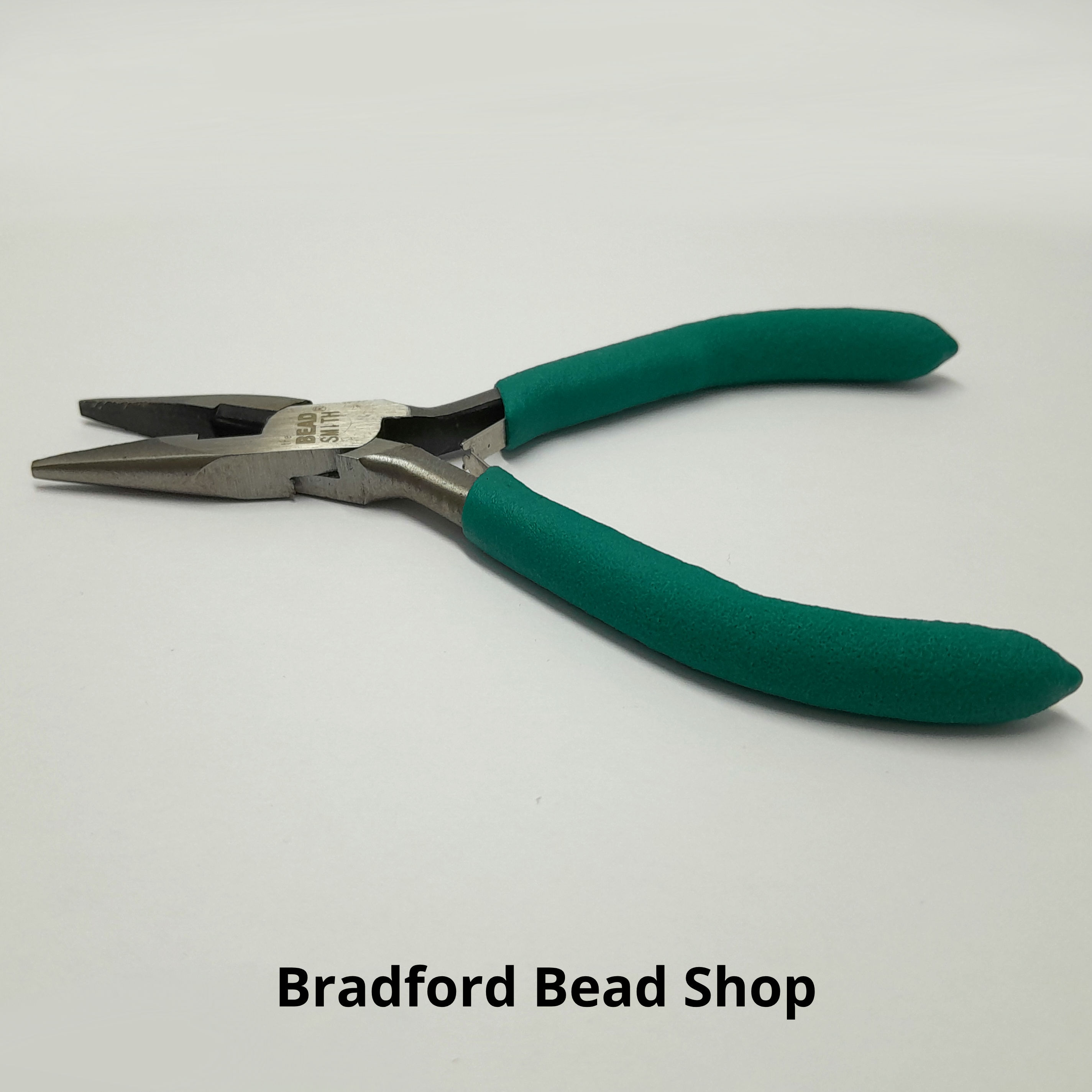 Chain Nose Pliers - with cutter