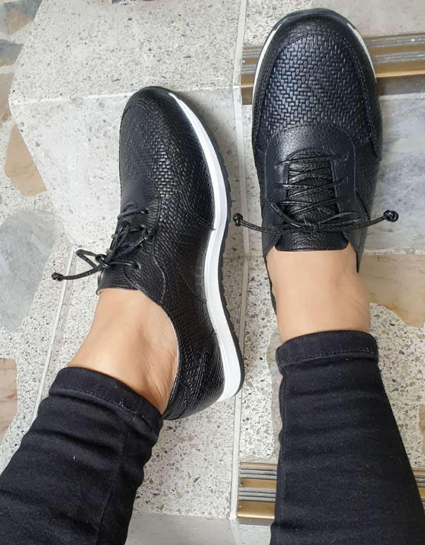 Miniatura: Zapato en cuero dama
