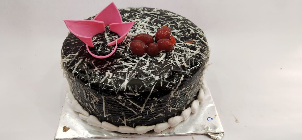 Dark Truffle - with chocolate toppings @199 Rs