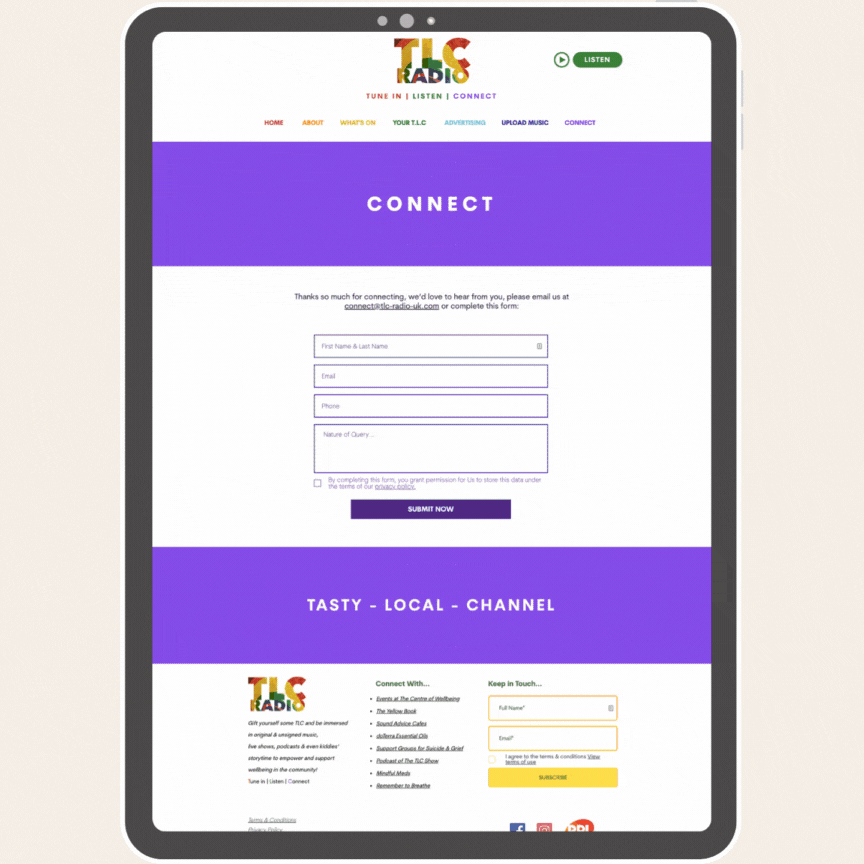 TLC RADIO NICOLA JOAN STUDIO.gif