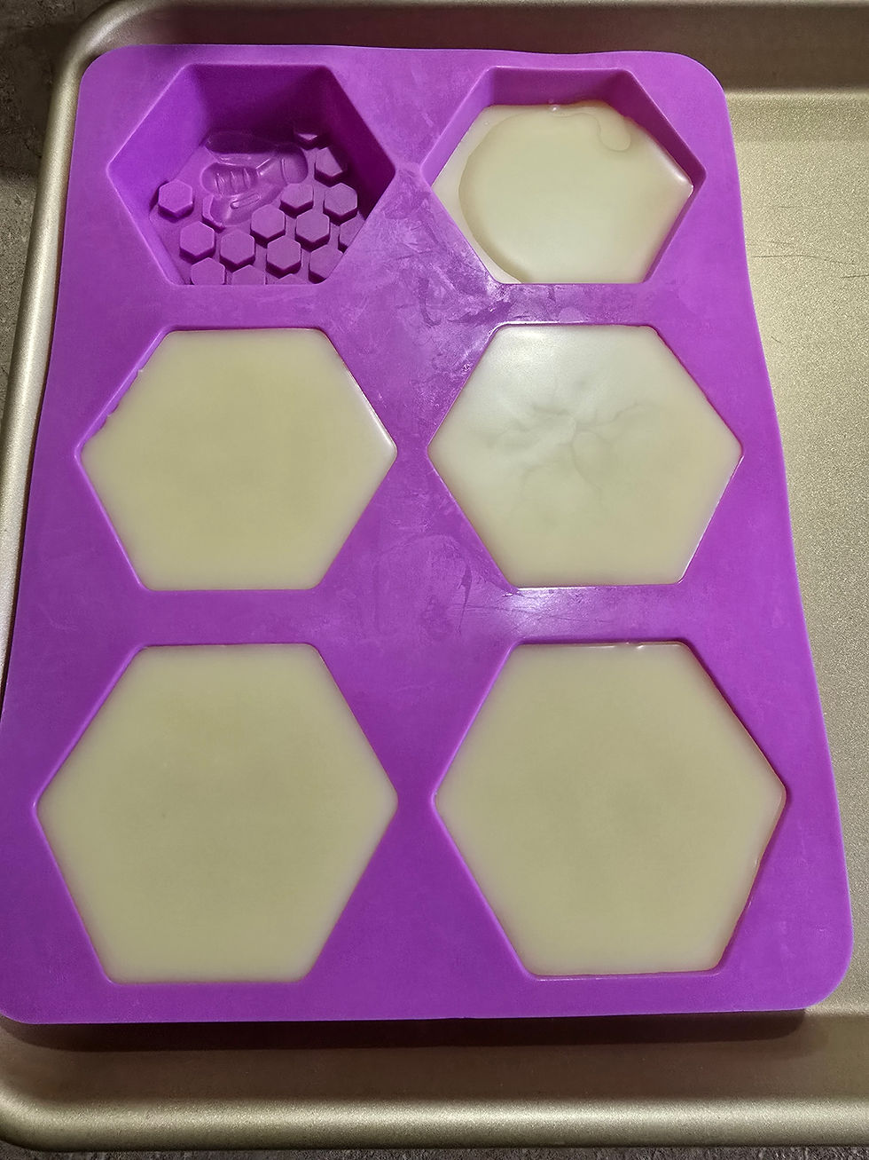 Thumbnail: Bee Silky Lotion Bar- Honey Apple