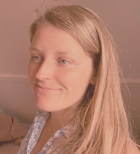 Biz Selfie - Amanda Fall 2025_edited.jpg