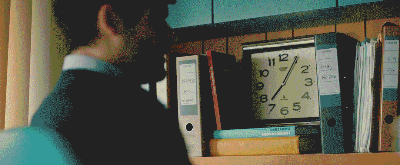 cut-arte11dw.gif
