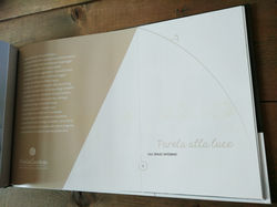 BROCHURE REAL ESTATE ELEGANTE