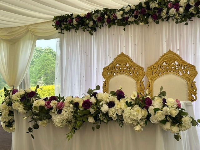 Head table floral decor