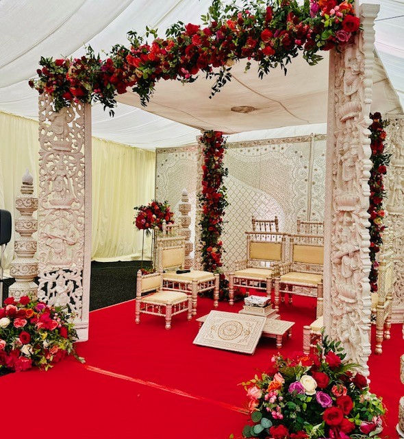 White Wooden Carved Mandap_Colwich Hall