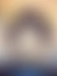 Giuseppe Bonaccorso, compositor, violonista clássico e poeta italiano, cria música atonal e experimental. O artista contracultural lançou álbuns como Inferno e o novo single "Hail Mary".