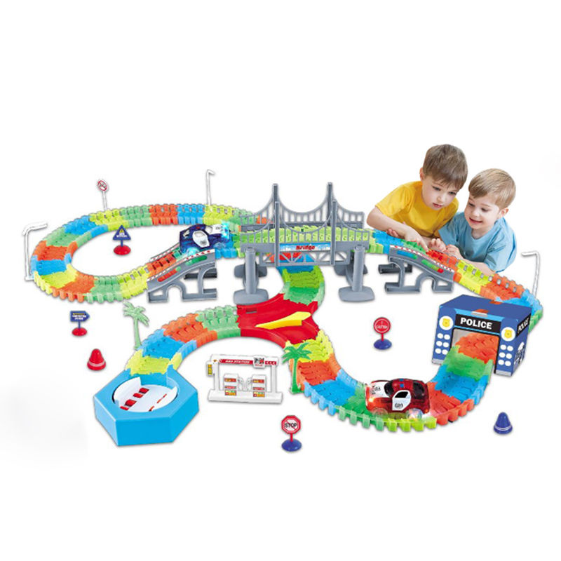 Thumbnail: Police Car Luminous Tracks, 235 pieces, with many accessories