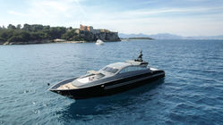 leopard-27-a4-black-sport-yacht-for-charter-in-cannes-saint-tropez-monaco-SH-Prestige-Yachts