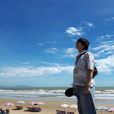 横浜の英語教室【レッスン101】:単語を覚えよう! #1. simultaneously