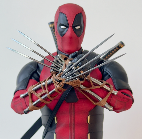 Deadpool & Wolverine フィギュア&ネックレス2種セット PAINTED - 1:6 Deadpool & Wolverine Deadpool!! Accessory Set