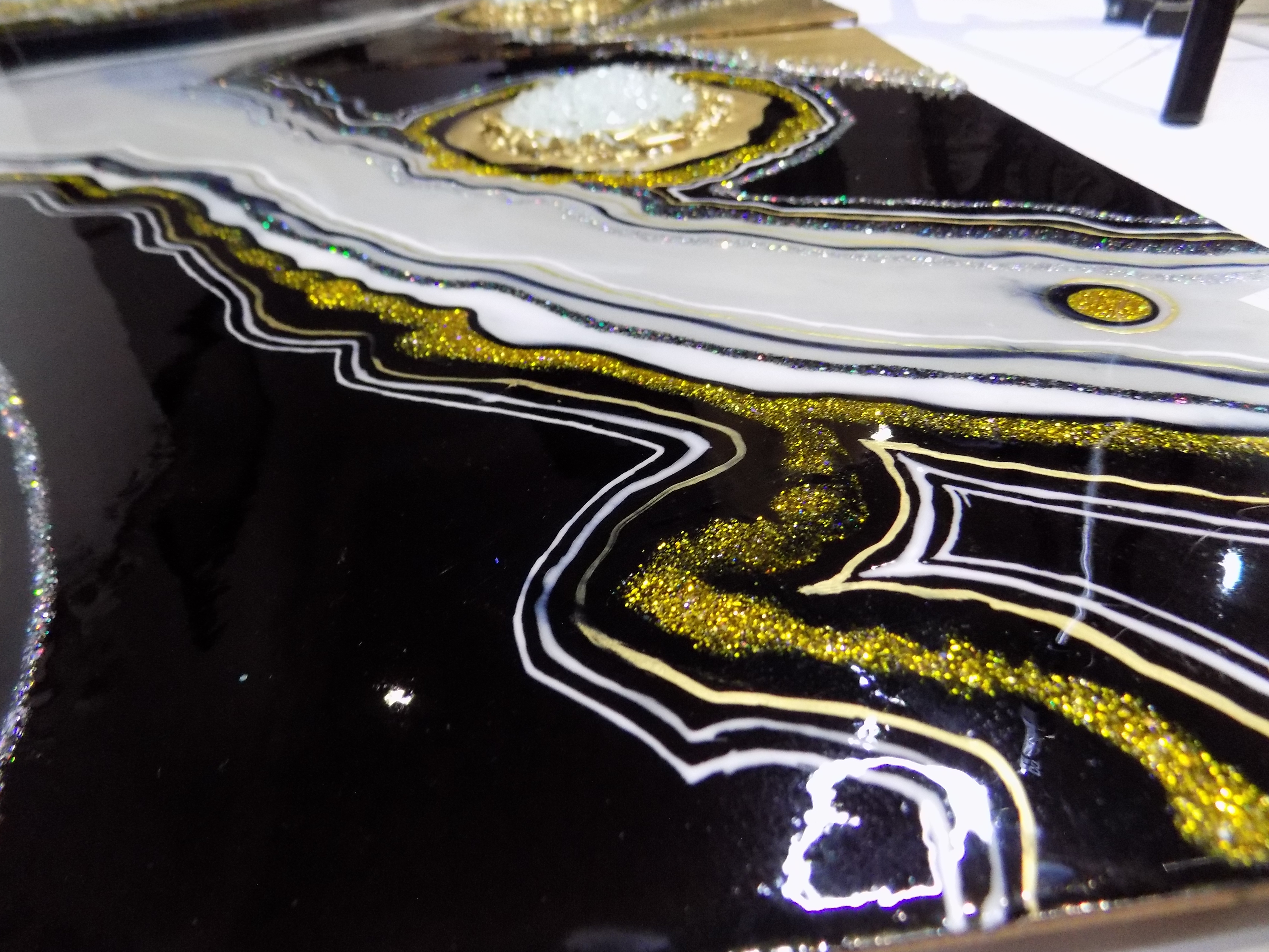 wall art 02 (Black and gold)