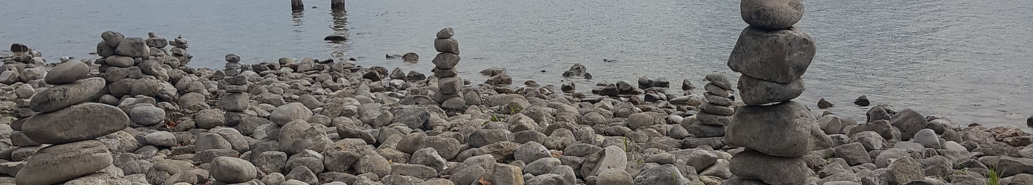 Steinmännchen an der Insel M;ainau