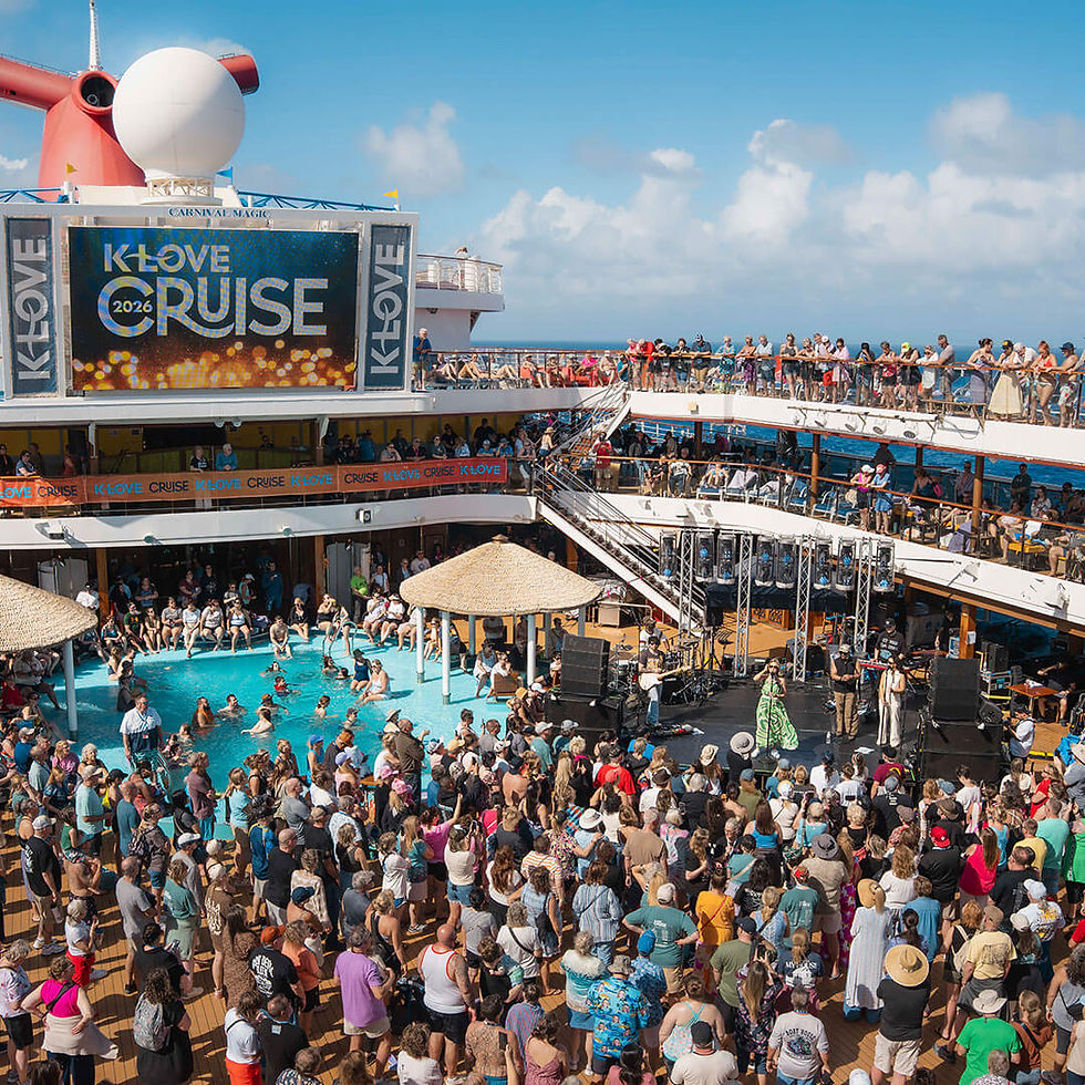 Pool Deck Concert with Jamie MacDonald