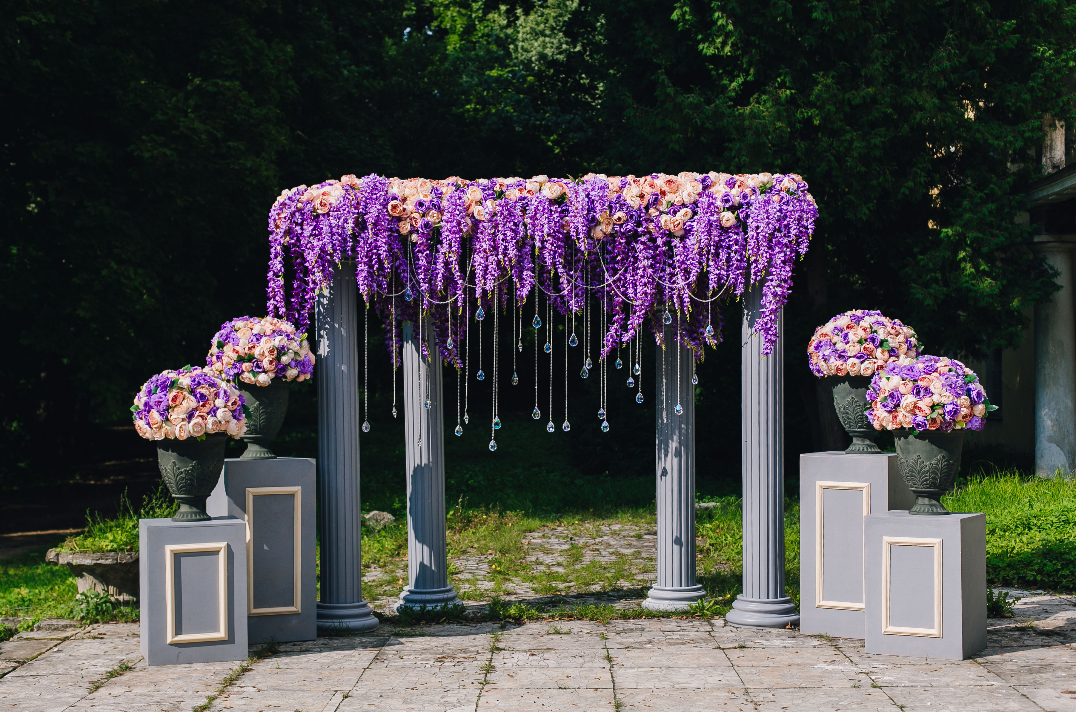 Колонны с декором Ренуар