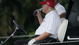 Trump Claims Coca‑Cola Will Switch to Cane Sugar in U.S. - Company Stops Short of Confirming