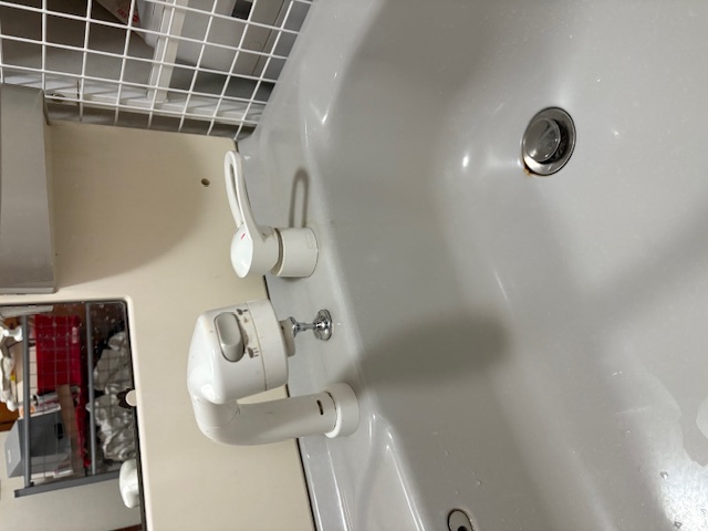 洗面台水栓取替え施工前_藤沢市