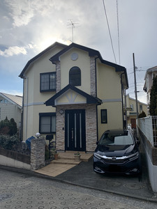 施工前①~外壁塗装/屋根葺きカバー工法工事