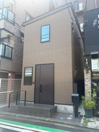 横浜市の新築コンパクト住宅、外観の様子