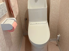 トイレ取替え