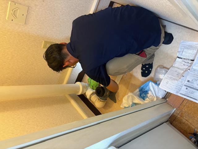 トイレ取替え施工中_横浜市戸塚区