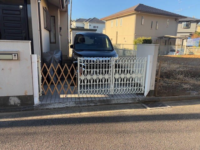 伸縮門扉取替え施工前_横浜市戸塚区