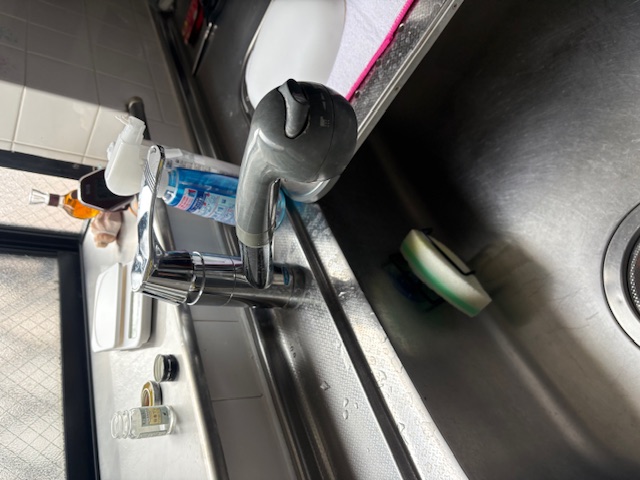 キッチン水栓取替え施工前_藤沢市