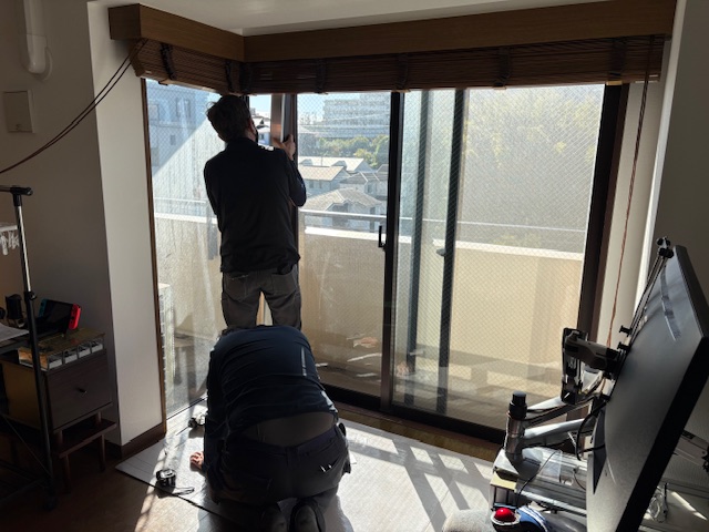 内窓取付け施工中_藤沢市