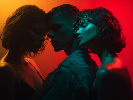 Os Desafios do Tinder de Trisal: Encontrar o Terceiro Elemento Ideal Não É Tão Simples