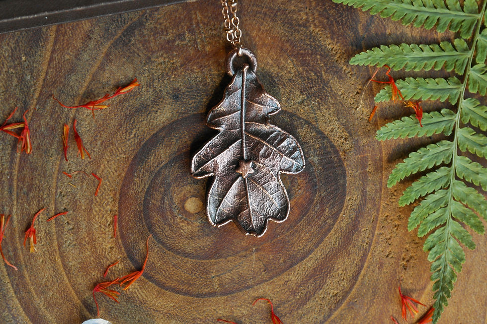 Thumbnail: Oak leaf ❋ Copper
