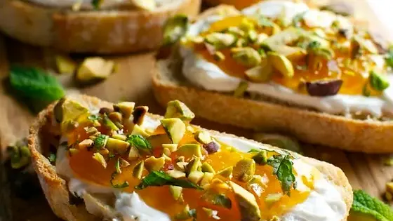 Goat Cheese & Apricot Crostini