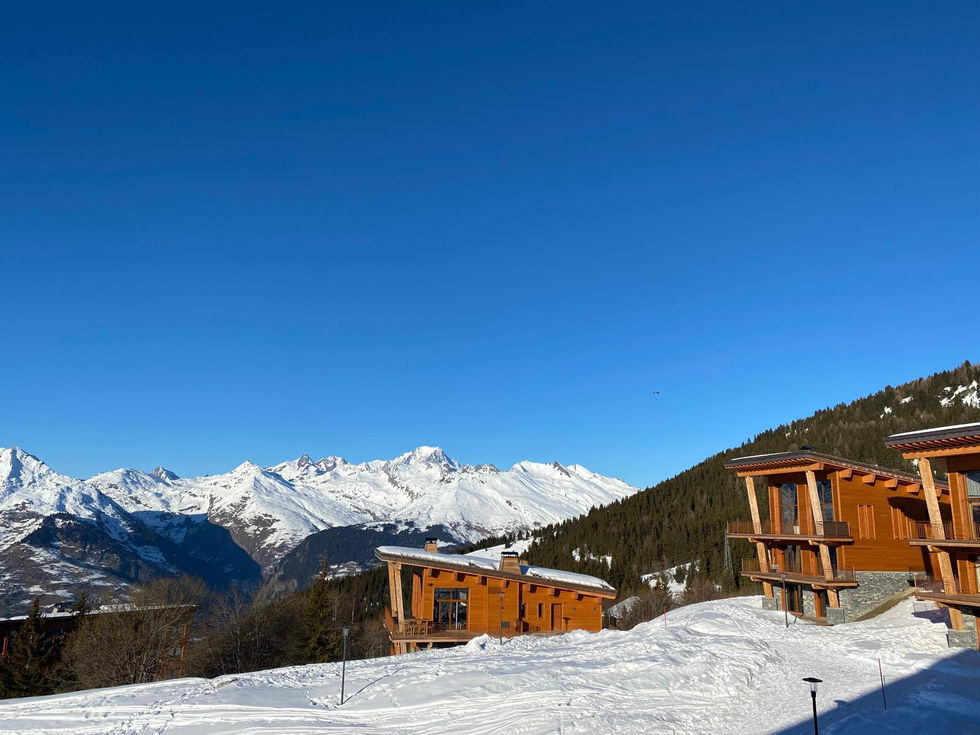 Incroyable appartement en duplex vue sur le Mont Blanc avec cheminée et 5 chambres : 10 couchages