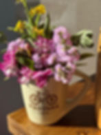 Buque de Flores do Madonna Café em Alphaville