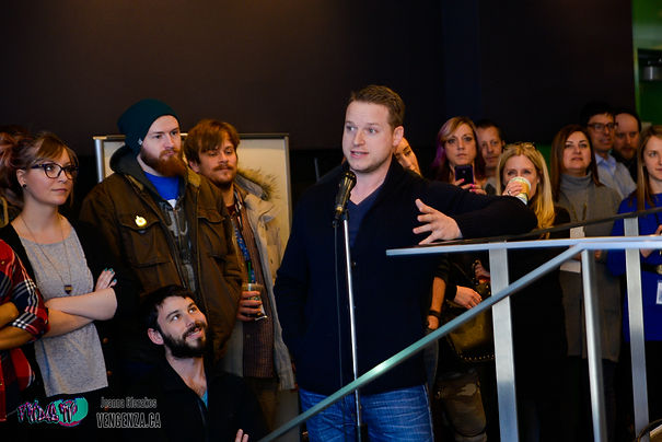 ANNOUNCER: EDGE 102.1 FEARLESS FRED SUGAR BEACH SESSIONS