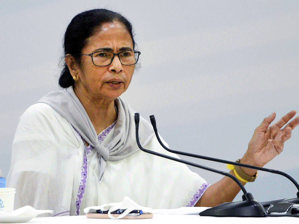 Trend to bulldoze democracy, crush fundamental rights: Mamata on Human Rights Day.